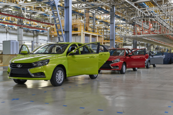 «АвтоВАЗ» планирует выпускать новое семейство автомобилей X-Cross
«АвтоВАЗ» планирует выпускать новое семейство автомобилей X-Cross