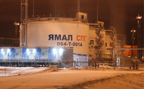«Коммерсантъ» узнал о просьбе НОВАТЭКа снизить налоги для «Ямал СПГ»
«Коммерсантъ» узнал о просьбе НОВАТЭКа снизить налоги для «Ямал СПГ»