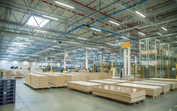 Владелец бывшей фабрики IKEA вложит в ее развитие до 3 млрд рублей
Владелец бывшей фабрики IKEA вложит в ее развитие до 3 млрд рублей