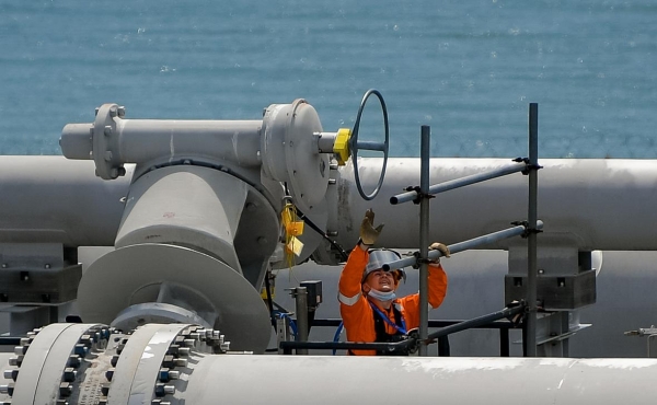 Reuters сообщил об опасениях страховщиков нарушить потолок цен на нефть
Reuters сообщил об опасениях страховщиков нарушить потолок цен на нефть