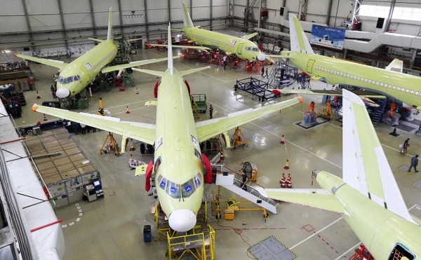 «Ростех» объяснил прогноз о сокращении парка SSJ100 в пять раз
«Ростех» объяснил прогноз о сокращении парка SSJ100 в пять раз