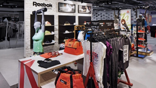 Онлайн-продажами Reebok в Европе займется Farfetch
Онлайн-продажами Reebok в Европе займется Farfetch