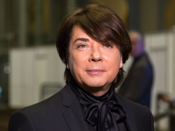 Умер модельер Валентин Юдашкин
Умер модельер Валентин Юдашкин
