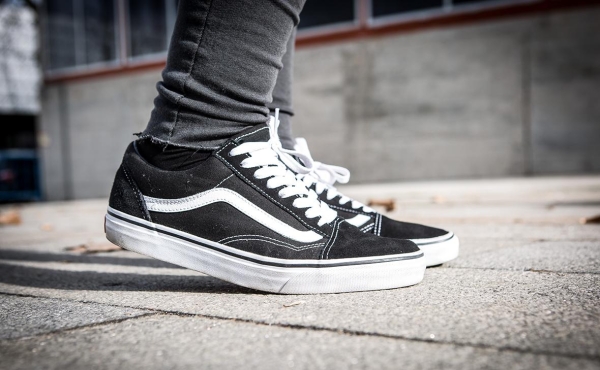 Владелец Vans займется в России оптовыми поставками из Китая и Бангладеш
Владелец Vans займется в России оптовыми поставками из Китая и Бангладеш