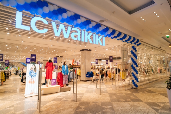 В ЦДМ на Лубянке на месте H&M открылся флагманский магазин LC Waikiki
В ЦДМ на Лубянке на месте H&M открылся флагманский магазин LC Waikiki