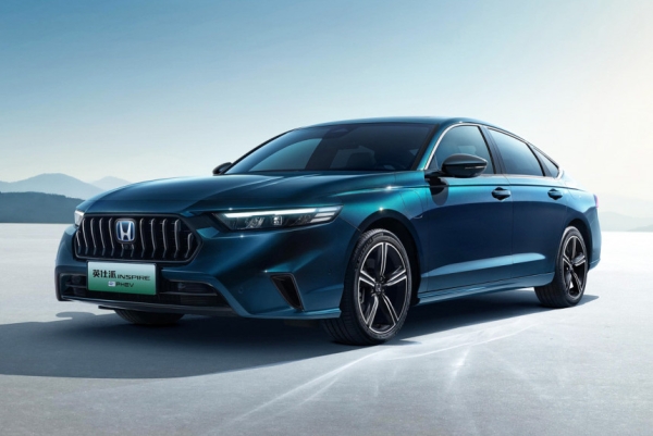Седан Honda Inspire дебютировал с новой гибридной системой Седан Honda Inspire дебютировал с новой гибридной системой