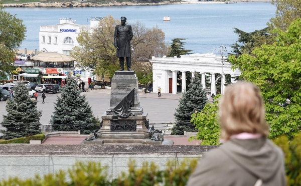 Эксперты оценили угрозу для Крыма после разрушения Каховской ГЭС
Эксперты оценили угрозу для Крыма после разрушения Каховской ГЭС