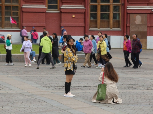 Москвичи не заметили мятеж Пригожина: кафе были переполнены