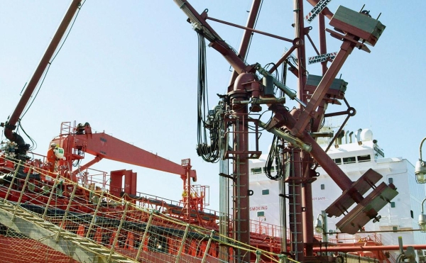 «Фонтанка» назвала нового владельца Петербургского нефтяного терминала
«Фонтанка» назвала нового владельца Петербургского нефтяного терминала