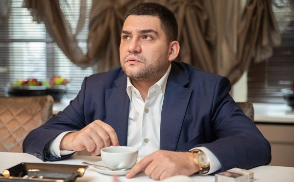 «ИКС Холдинг» назвал причину смерти главы компании
«ИКС Холдинг» назвал причину смерти главы компании