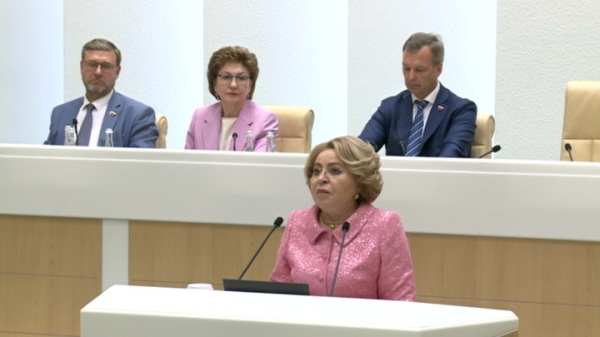 Матвиенко поставила "двойку" заместителю министра финансов Матвиенко поставила "двойку" заместителю министра финансов