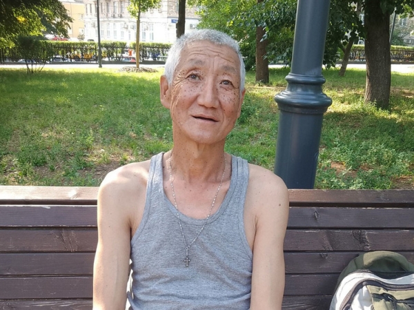 Исповедь корейца, восстанавливавшего Мариуполь: “В Москве стою на паперти”