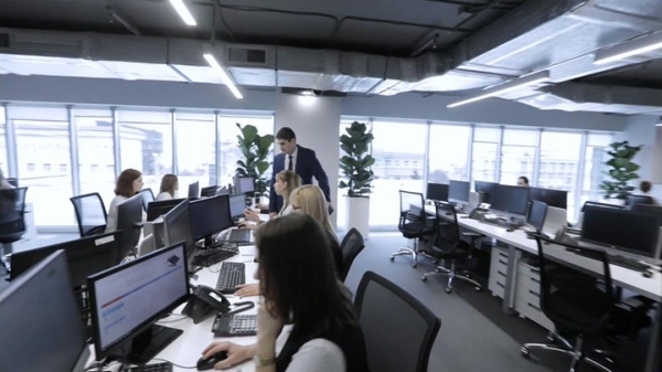 Более половины иностранных компаний продолжают арендовать офисы в Москве Более половины иностранных компаний продолжают арендовать офисы в Москве