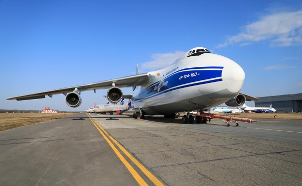 «Волга-Днепр» пригрозила Канаде судом из-за «захваченного» Ан-124
«Волга-Днепр» пригрозила Канаде судом из-за «захваченного» Ан-124