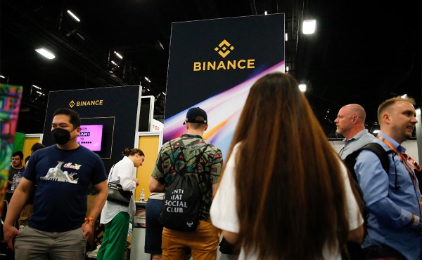 Криптобиржа Binance допустила уход с российского рынка
Криптобиржа Binance допустила уход с российского рынка