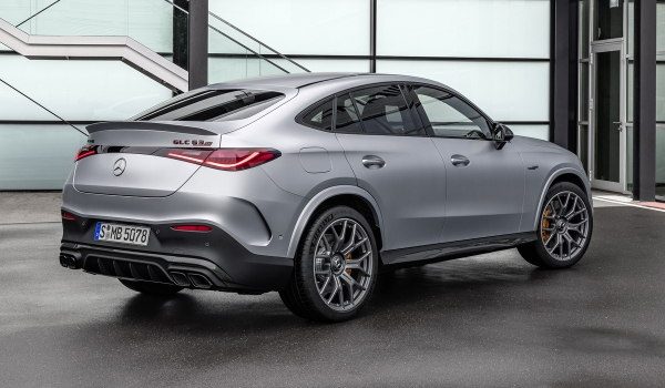 Мощные кроссоверы Mercedes-AMG GLC: теперь Coupe Мощные кроссоверы Mercedes-AMG GLC: теперь Coupe